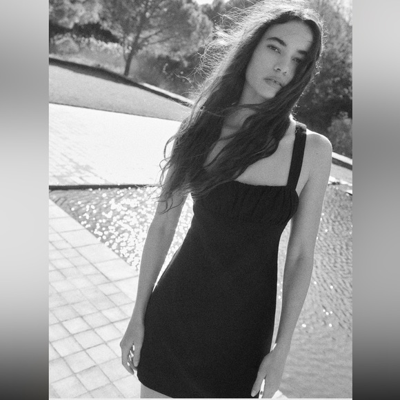 ZARA Linen Blend Short Dress - Picture 2 of 7